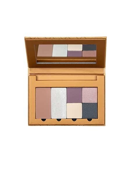 "benecos Natural Beauty ID New York," a sustainable makeup palette inspired by the vibrant and energetic atmosphere of New York City. 