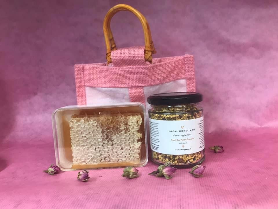 Local Honey Man Pollin Granules & Honeycomb Gift Set