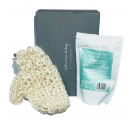 Natural Spa Factory Bladderwrack & Peppermint Body Scrub & Sisal Glove Gift Set