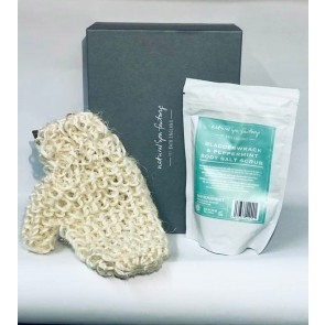 Natural Spa Factory Peppermint Marine Extracts Body Scrub & Sisal Glove Gift Set 